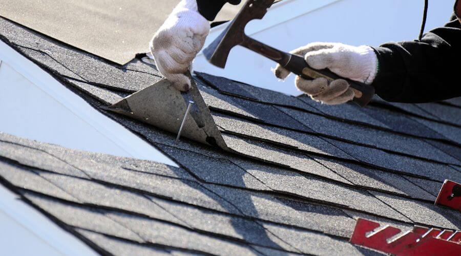 Professional residential roofers in Roberts, WI